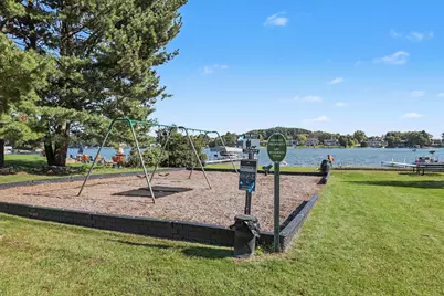 6785 Gran Via Drive NE, Rockford, MI 49341 - Photo 31
