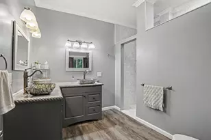 501 N Rath Ave, Ludington, MI 49431 - Photo 21