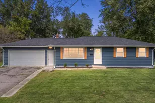 3644 Edinburgh Dr, Kalamazoo, MI 49006 - Photo 1