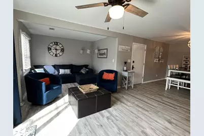 1000 W Buffalo #4A, New Buffalo, MI 49117 - Photo 5