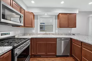 555 N Pleasant St, Jackson, MI 49202 - Photo 39