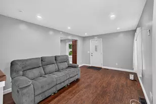 555 N Pleasant St, Jackson, MI 49202 - Photo 13