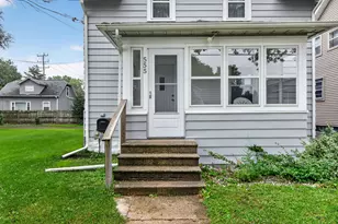 555 N Pleasant St, Jackson, MI 49202 - Photo 3