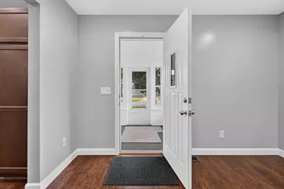 555 N Pleasant Street, Jackson, MI 49202 - Photo 9
