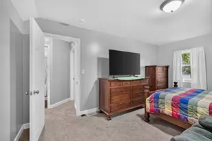 555 N Pleasant St, Jackson, MI 49202 - Photo 23