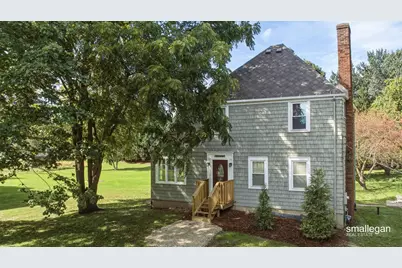 1897 Manning Avenue NW, Grand Rapids, MI 49534 - Photo 1
