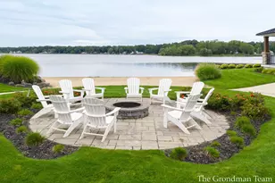 818 S Lake St, Whitehall, MI 49461 - Photo 43
