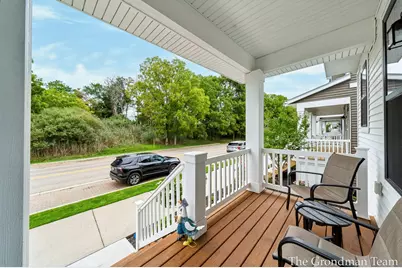 818 S Lake Street, Whitehall, MI 49461 - Photo 7