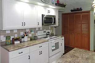65026 Rocky Ln, Sturgis, MI 49091 - Photo 9