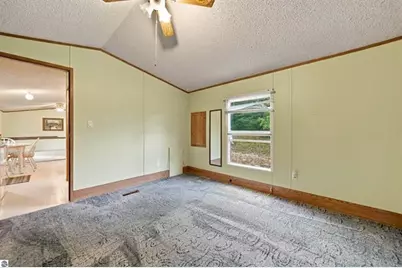 6890 E 46 Road, Cadillac, MI 49601 - Photo 29