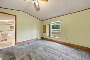 6890 E 46 Rd, Cadillac, MI 49601 - Photo 29