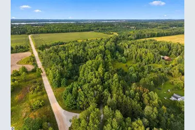 6890 E 46 Road, Cadillac, MI 49601 - Photo 9