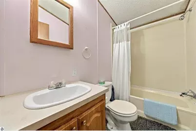 6890 E 46 Road, Cadillac, MI 49601 - Photo 13