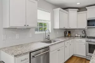 724 Preserve Dr, South Haven, MI 49090 - Photo 15