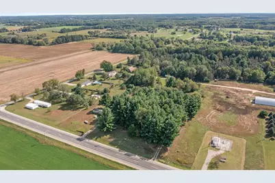9437 N Bailey Road, Howard City, MI 49329 - Photo 33