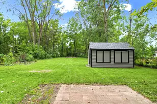 27547 Powers St, Westland, MI 48186 - Photo 9