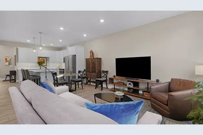 2225 Watertown Way NE, Grand Rapids, MI 49505 - Photo 13