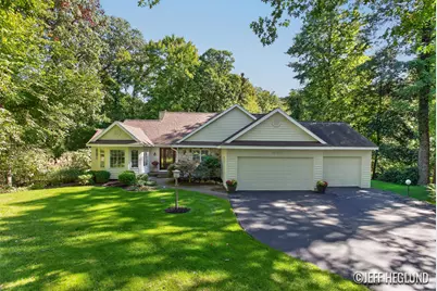 1926 Country Brook Drive SE, Ada, MI 49301 - Photo 3