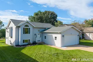 3064 Beckie Dr SW, Wyoming, MI 49418 - Photo 1