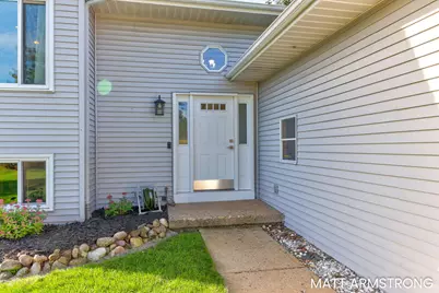 3064 Beckie Drive SW, Wyoming, MI 49418 - Photo 3