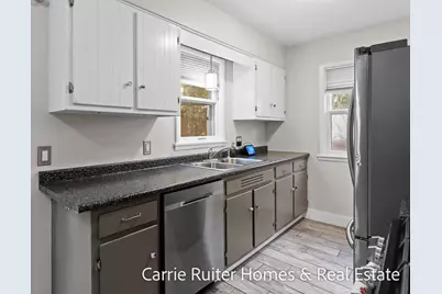 306 Orchard Avenue, Grand Haven, MI 49417 - Photo 11