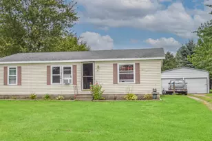 441 Gerald St, Quincy, MI 49082 - Photo 1