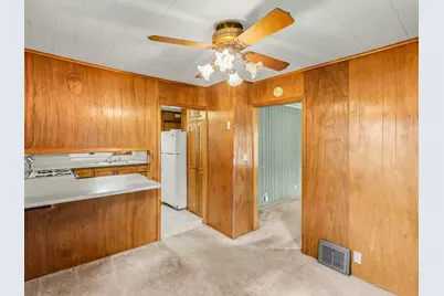 595 Royal Drive, Jackson, MI 49202 - Photo 5