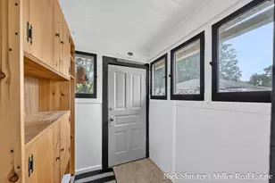 544 E Thorn St, Hastings, MI 49058 - Photo 11