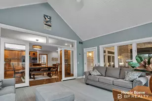 9825 Almena Dr, Kalamazoo, MI 49009 - Photo 15