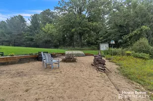9825 Almena Dr, Kalamazoo, MI 49009 - Photo 51