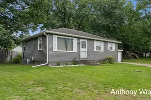 3630 Mallory Ave SW, Wyoming, MI 49519 - Photo 5