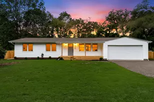 465 Carr Rd, Muskegon, MI 49442 - Photo 1