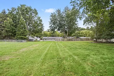 4690 Burlingame Avenue SW, Wyoming, MI 49509 - Photo 25
