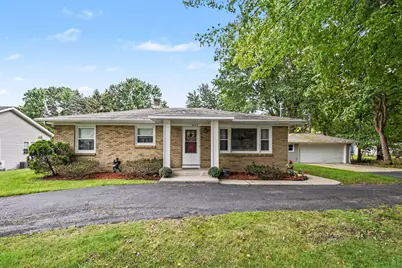 4690 Burlingame Avenue SW, Wyoming, MI 49509 - Photo 1