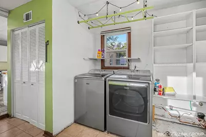 297 W 30th Street, Holland, MI 49423 - Photo 17