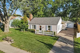 297 W 30th St, Holland, MI 49423 - Photo 27