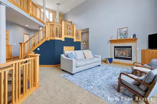 2213 N Bristol St, Holland, MI 49424 - Photo 9