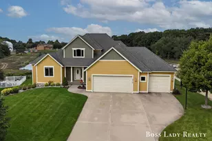 2213 N Bristol St, Holland, MI 49424 - Photo 3