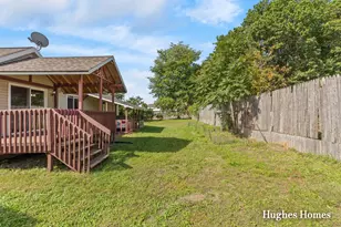 733 Blustone Ct SE, Grand Rapids, MI 49548 - Photo 31