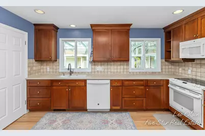 651 Reynard Street SE, Grand Rapids, MI 49507 - Photo 7