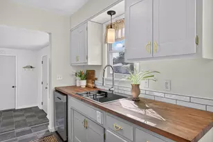 1837 Providence St NE, Grand Rapids, MI 49525 - Photo 19