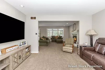 3733 Webber Pines Drive NE, Grand Rapids, MI 49525 - Photo 7