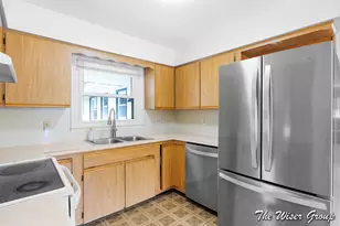2319 Abbott Ave, Portage, MI 49024 - Photo 9