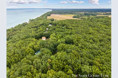 3177 N Silver Ridge Road, Mears, MI 49436 - Photo 11