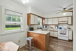 1012 S Grinnell St, Jackson, MI 49203 - Photo 9