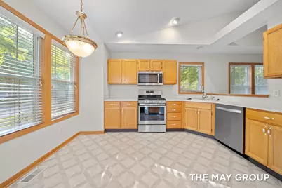 3841 Old Elm Drive SE, Kentwood, MI 49512 - Photo 9