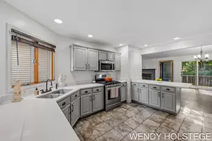 2080 W 32nd St, Holland, MI 49423 - Photo 13