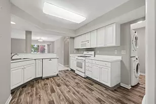 641 Fieldstone Cir W, Chelsea, MI 48118 - Photo 15