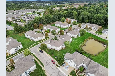 641 Fieldstone Circle W, Chelsea, MI 48118 - Photo 49