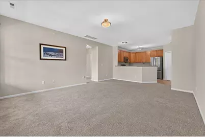 932 W Summerfield Glen Circle, Ann Arbor, MI 48103 - Photo 3